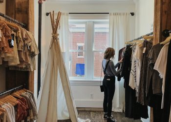 The Ultimate Guide to Finding the Best Deals Online