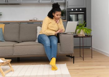 Vinyl Flooring’s Role in El Monte Home Office Efficiency